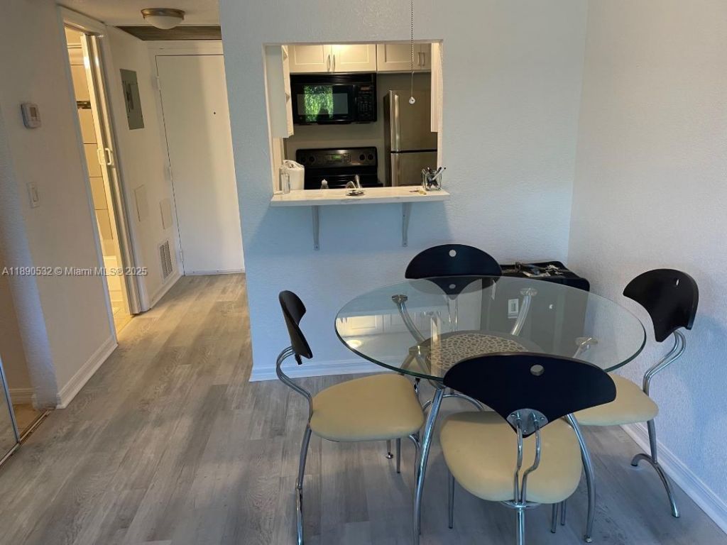 2560 S Ocean Blvd, Unit 312, Palm Beach, FL 33480 Photo