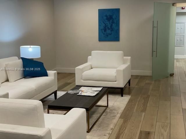 2560 S Ocean Blvd, Unit 312, Palm Beach, FL 33480 Photo