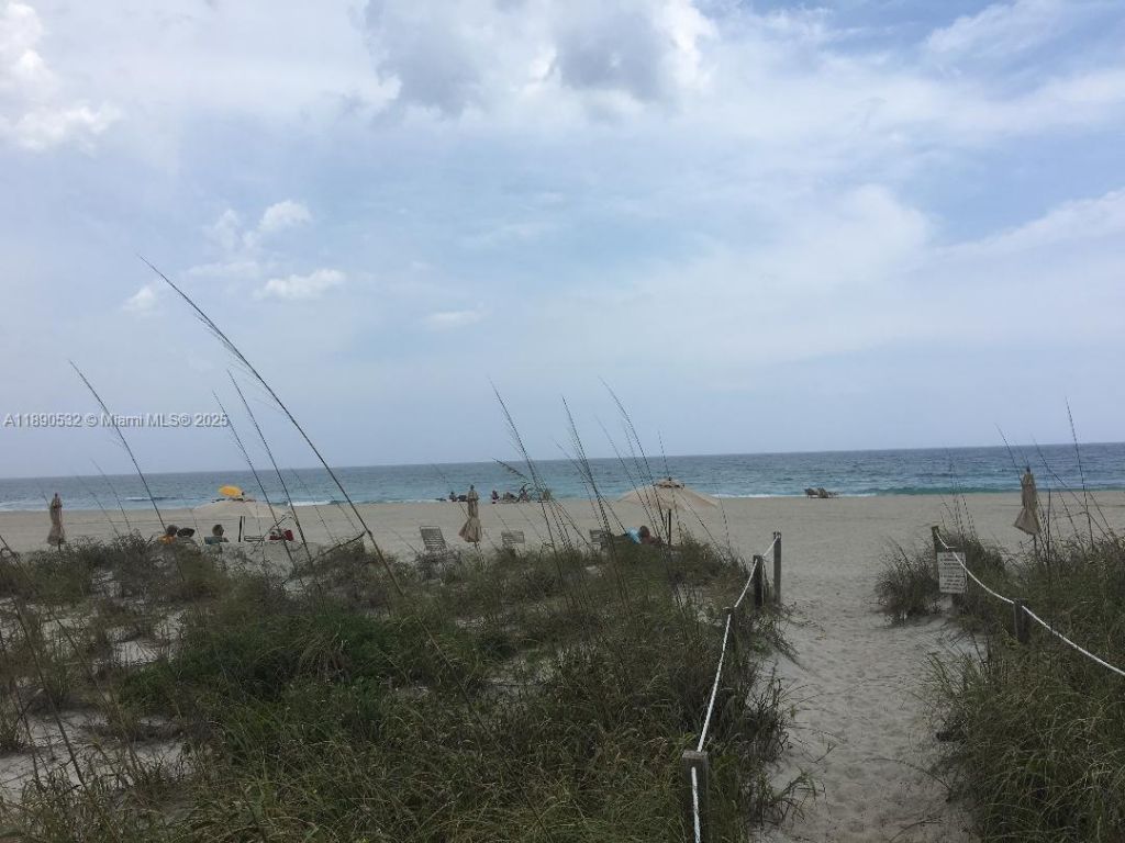 2560 S Ocean Blvd, Unit 312, Palm Beach, FL 33480 Photo