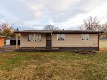 2303 W COLDWATER Road, Mt. Morris Twp, MI 48505