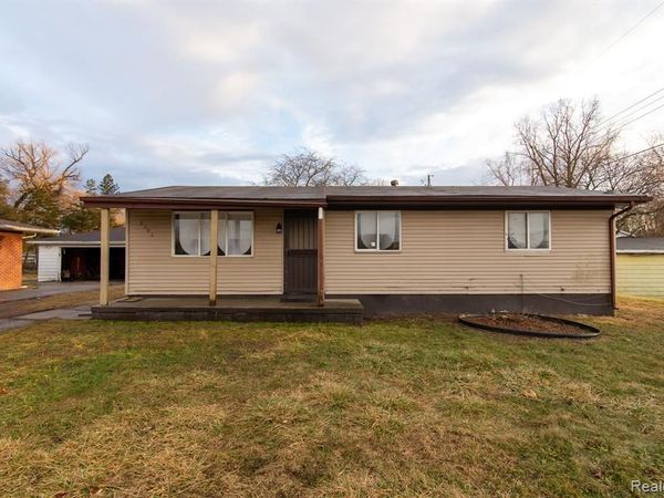 2303 W COLDWATER Road, Mt. Morris Twp, MI 48505