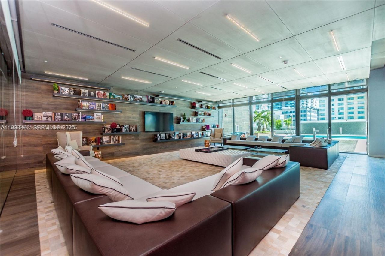1080 Brickell Ave, Unit 2606, Miami, FL 33131 Photo