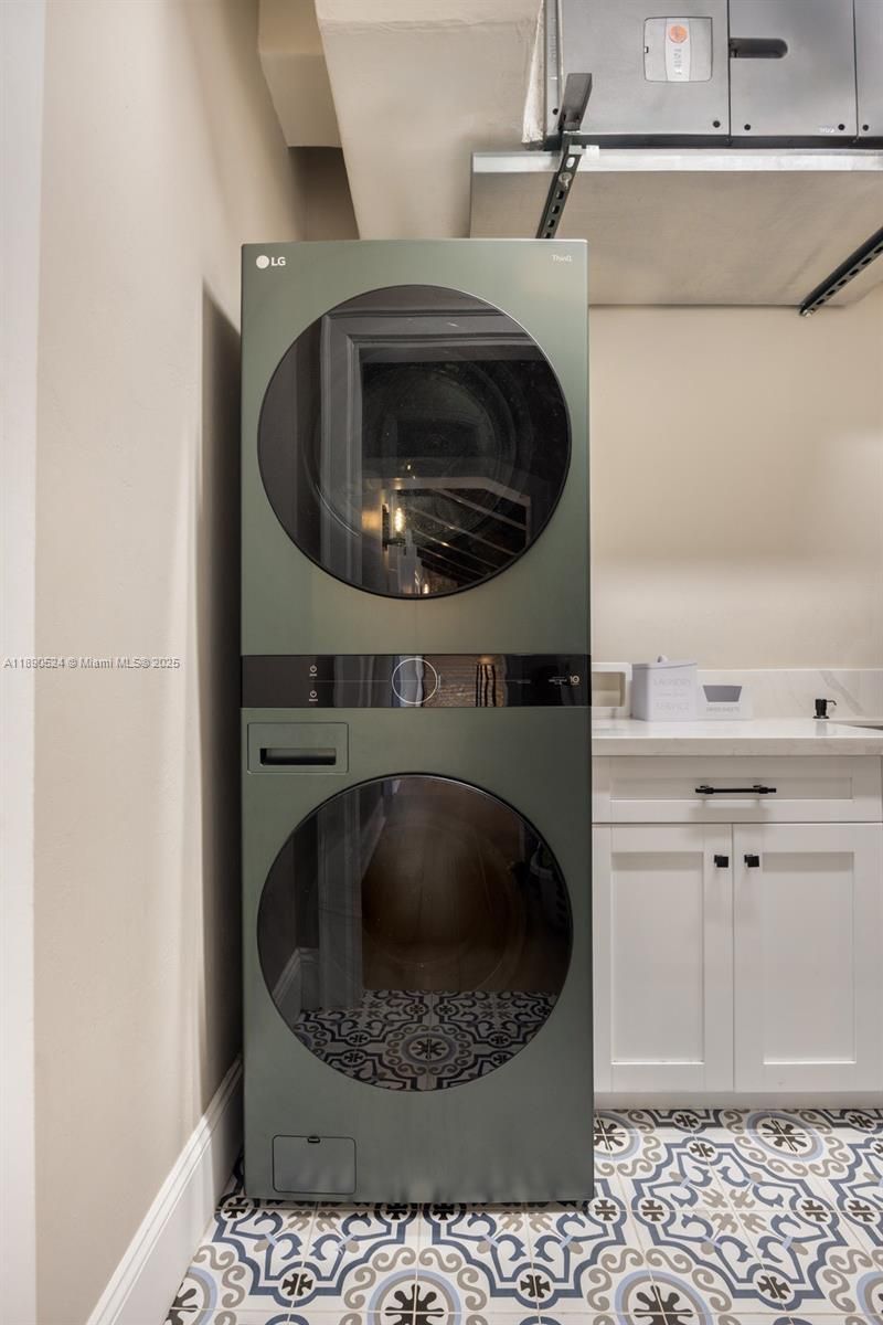 8521 SW 145th St, Palmetto Bay, FL 33158 Photo