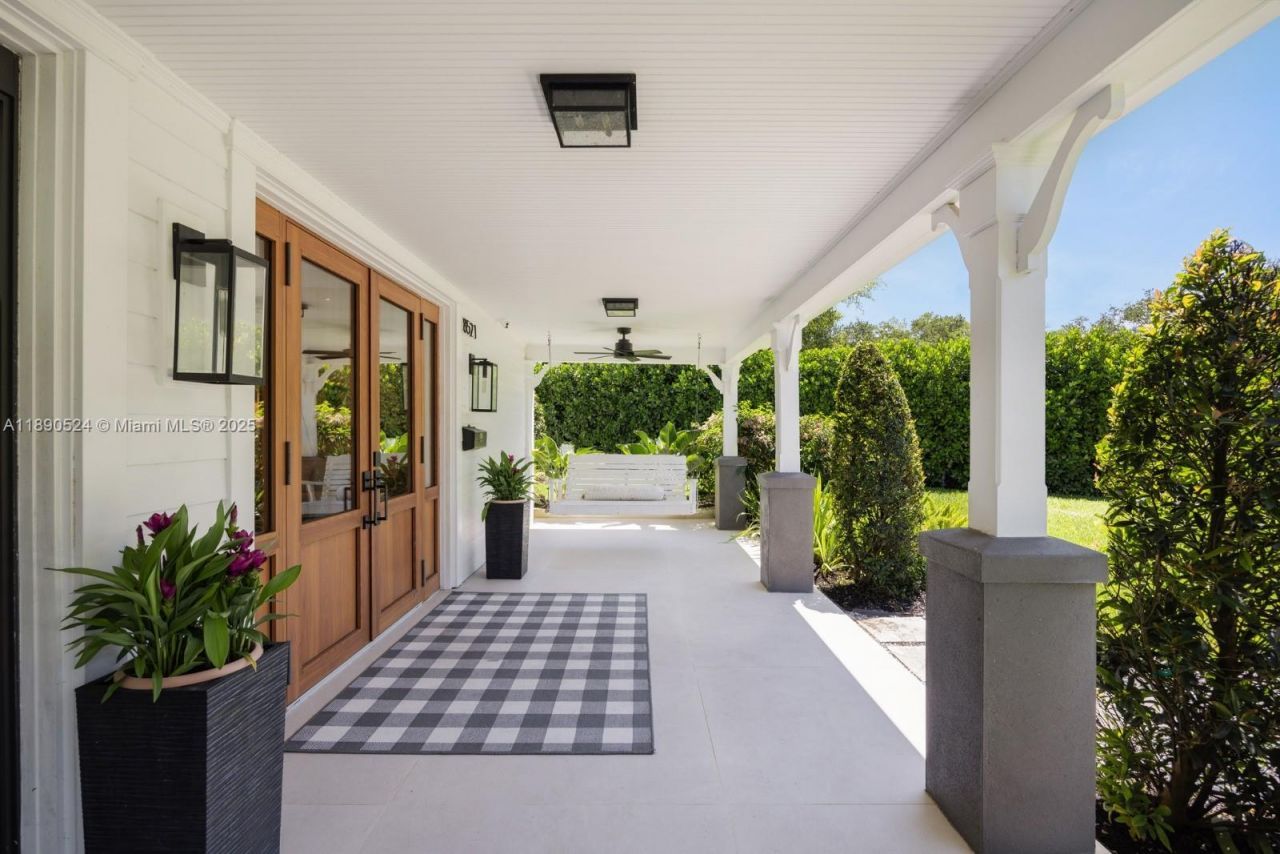 8521 SW 145th St, Palmetto Bay, FL 33158 Photo