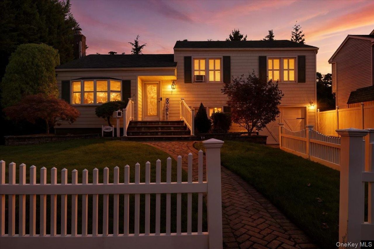 3405 Lufberry Avenue, Wantagh, NY 11793 Main Photo