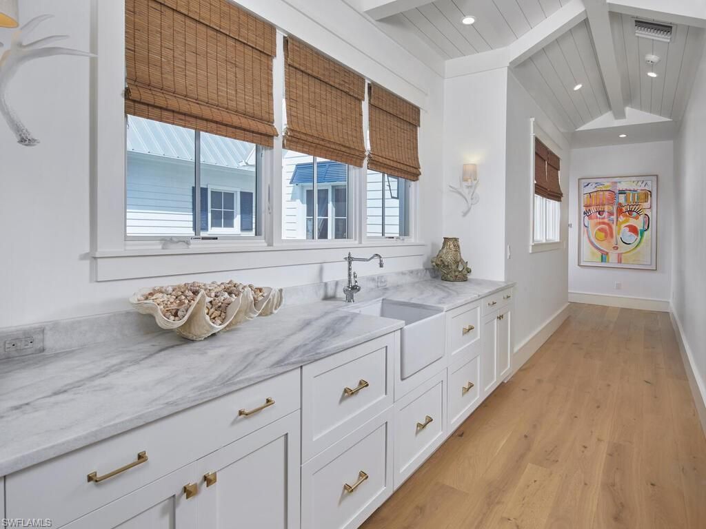 909 10th Ave S, Naples, FL 34102 Photo