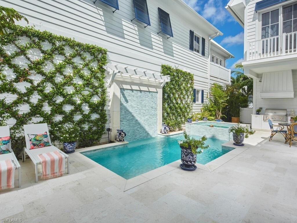 909 10th Ave S, Naples, FL 34102 Photo