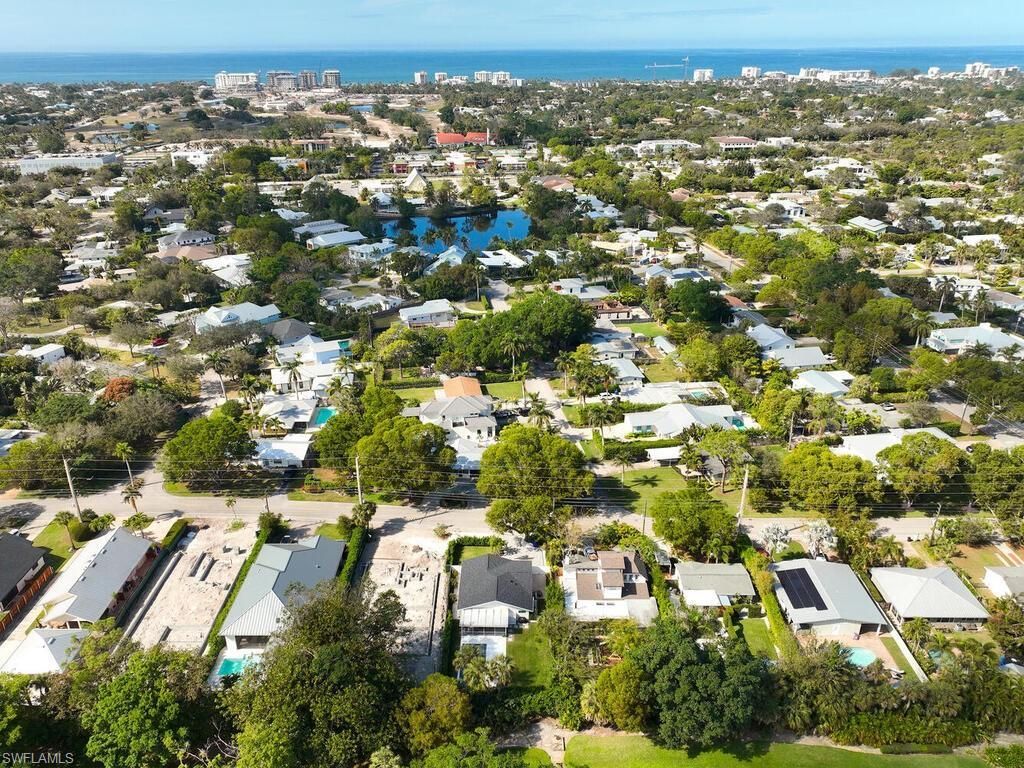 1080 13th St N, Naples, FL 34102 Photo