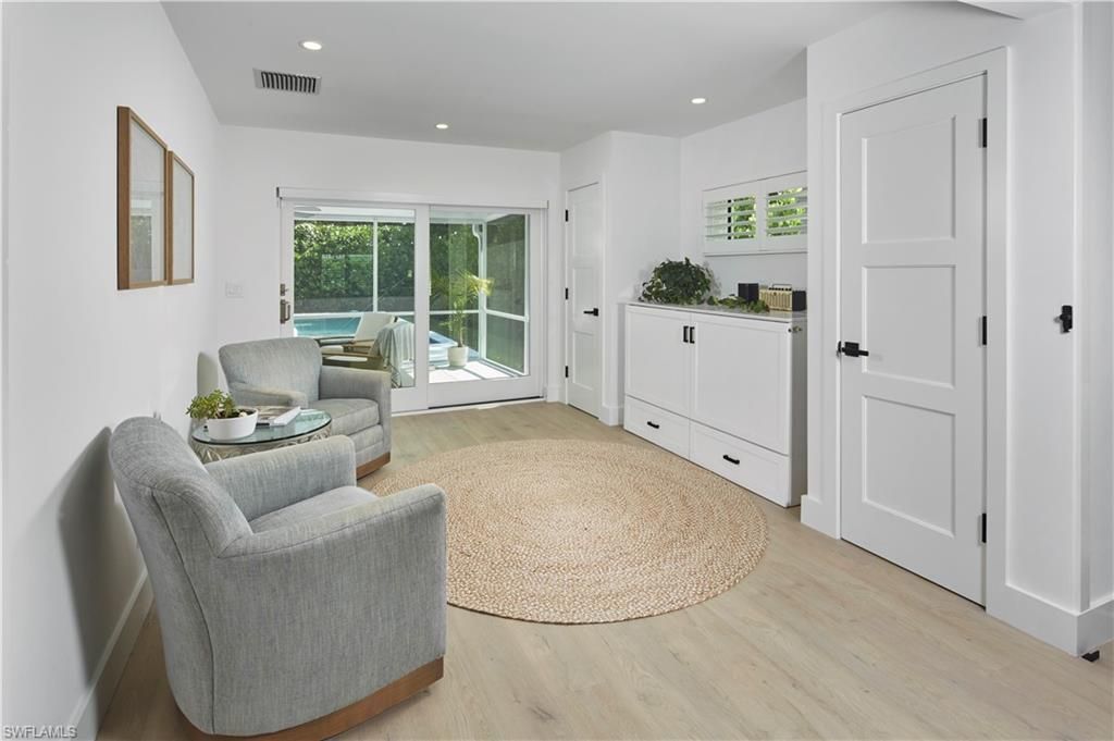 1080 13th St N, Naples, FL 34102 Photo