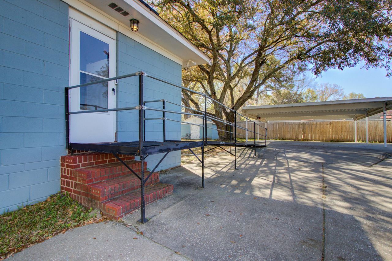 1925 Belgrade Avenue Photo 26