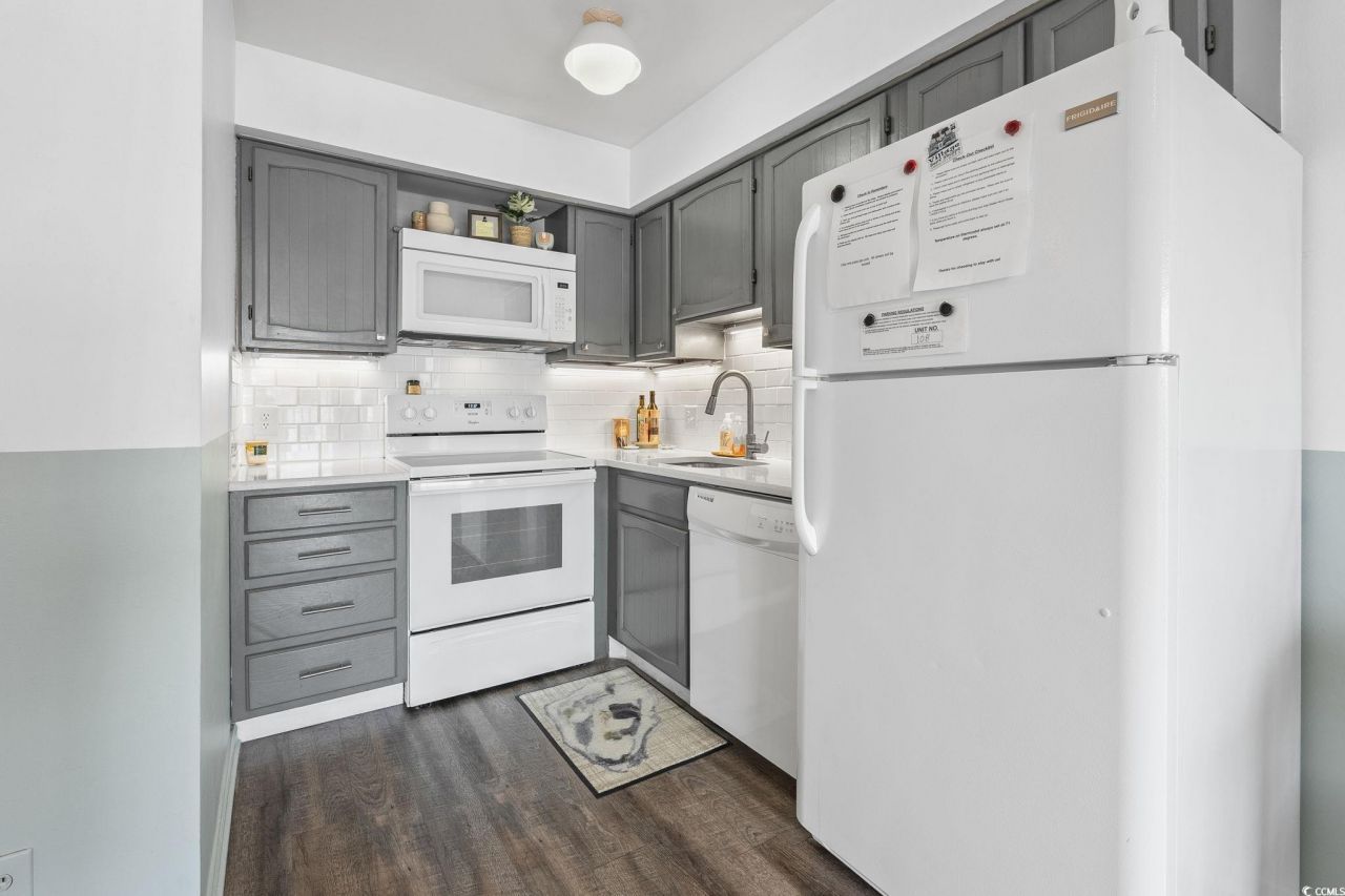 301 N Waccamaw Dr. Photo 15