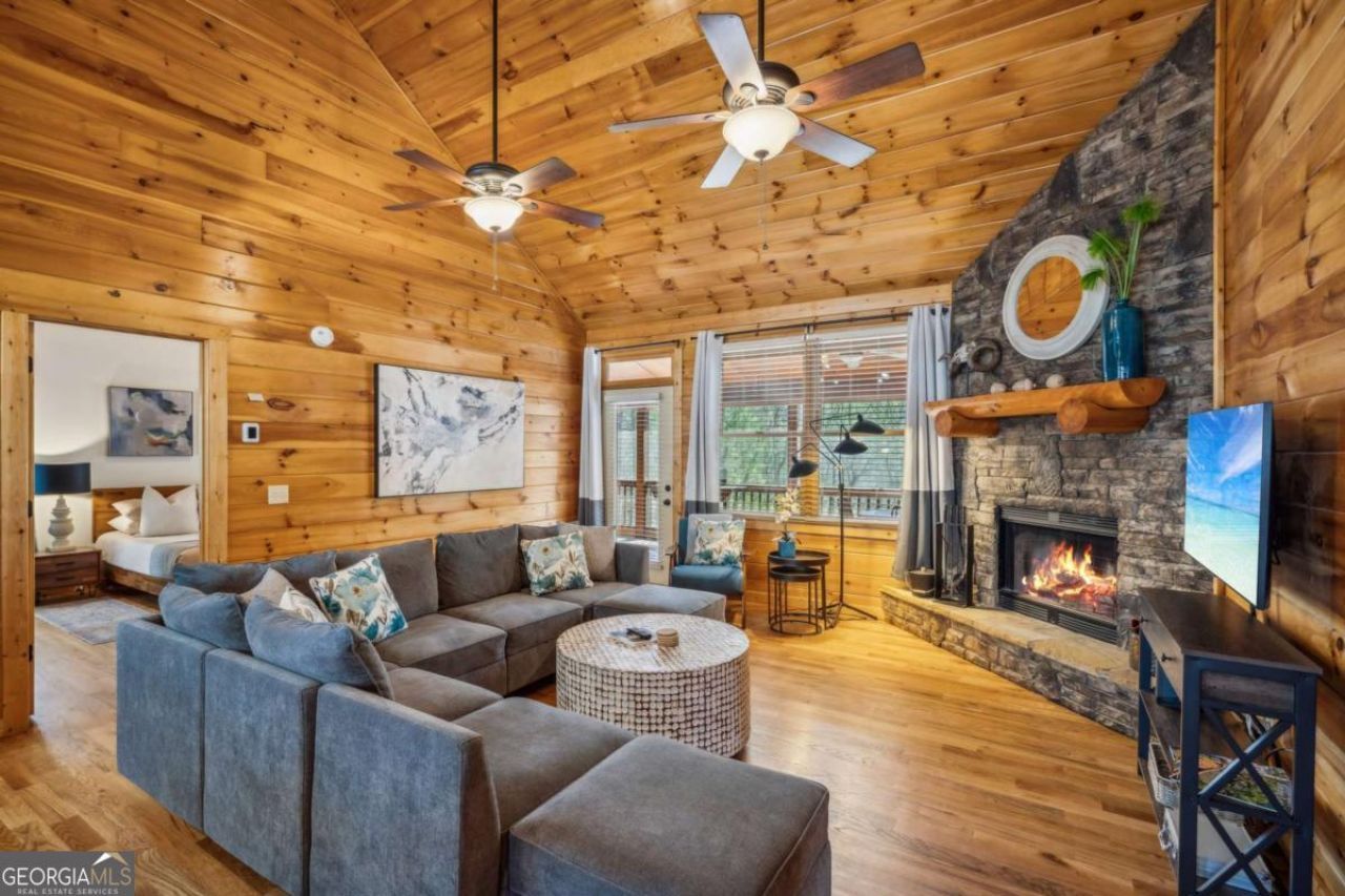 115 Adina Drive, Ellijay, GA 30540 Main Photo
