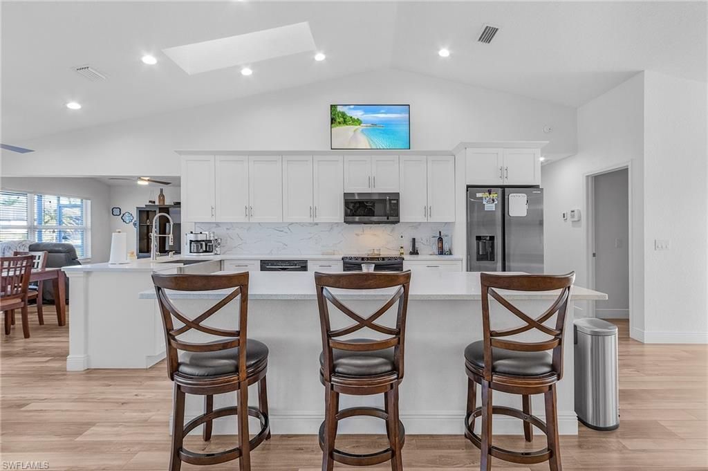 2027 SE 21st St, Cape Coral, FL 33990 Photo