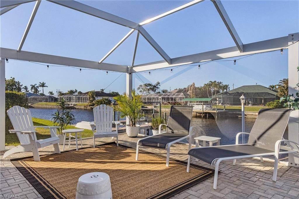 2027 SE 21st St, Cape Coral, FL 33990 Photo