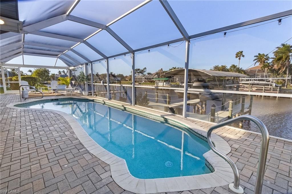 2027 SE 21st St, Cape Coral, FL 33990 Photo