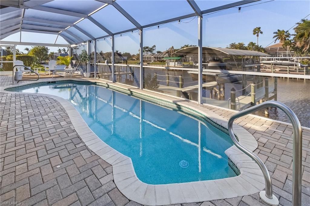 2027 SE 21st St, Cape Coral, FL 33990 Photo