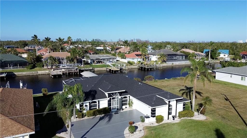 2027 SE 21st St, Cape Coral, FL 33990 Photo