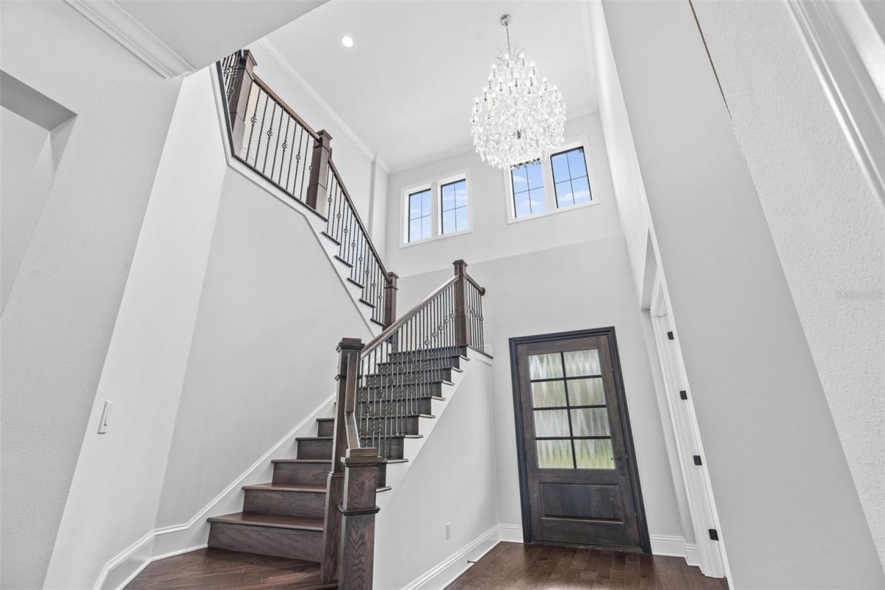 242 Estado Way Ne, Saint Petersburg, FL 33704 Photo