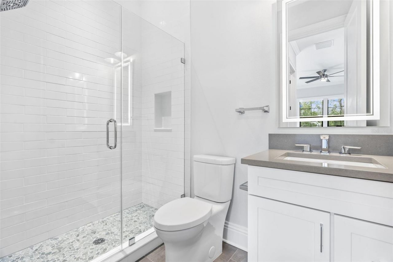 242 Estado Way Ne, Saint Petersburg, FL 33704 Photo