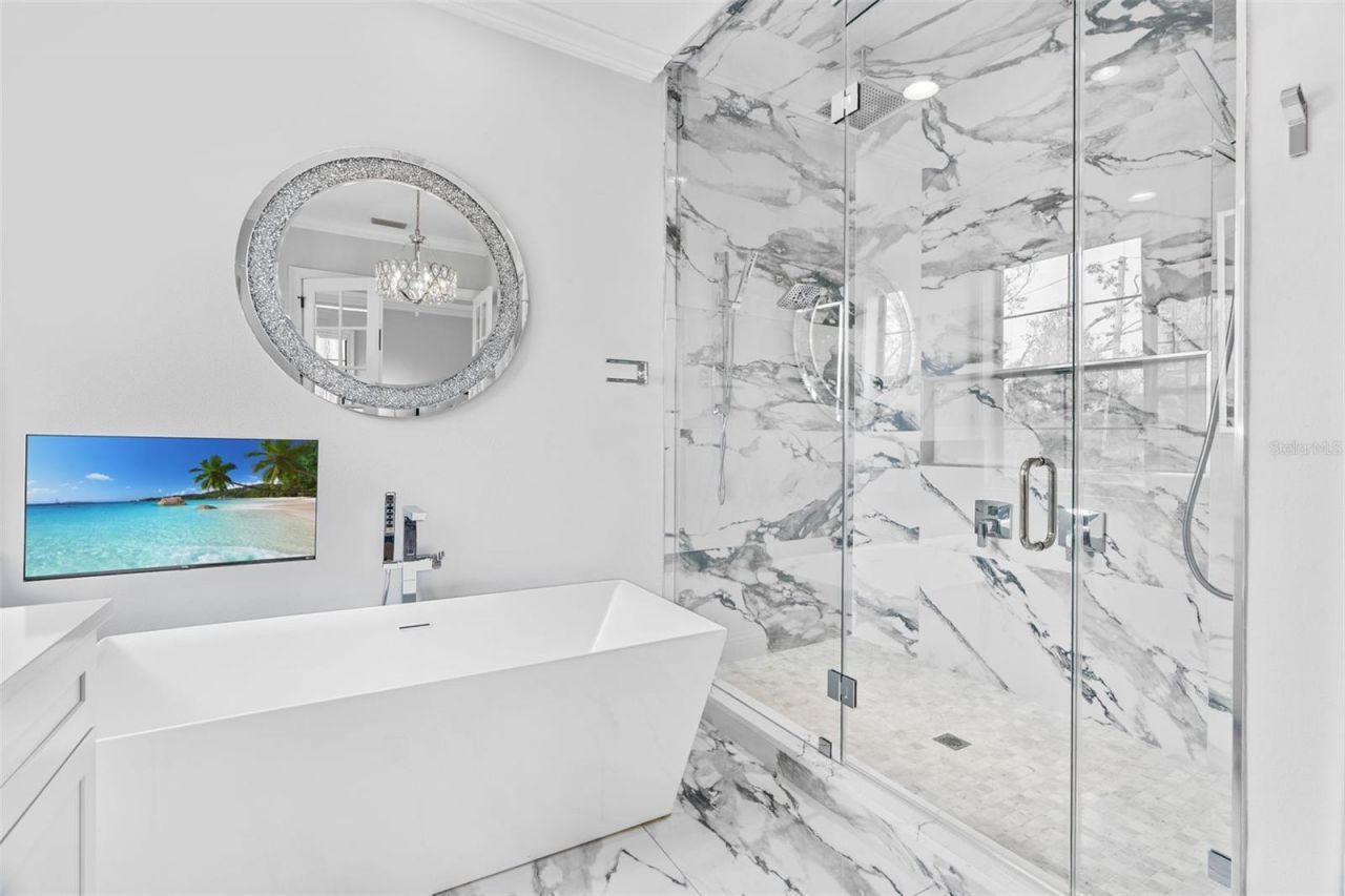 242 Estado Way Ne, Saint Petersburg, FL 33704 Photo