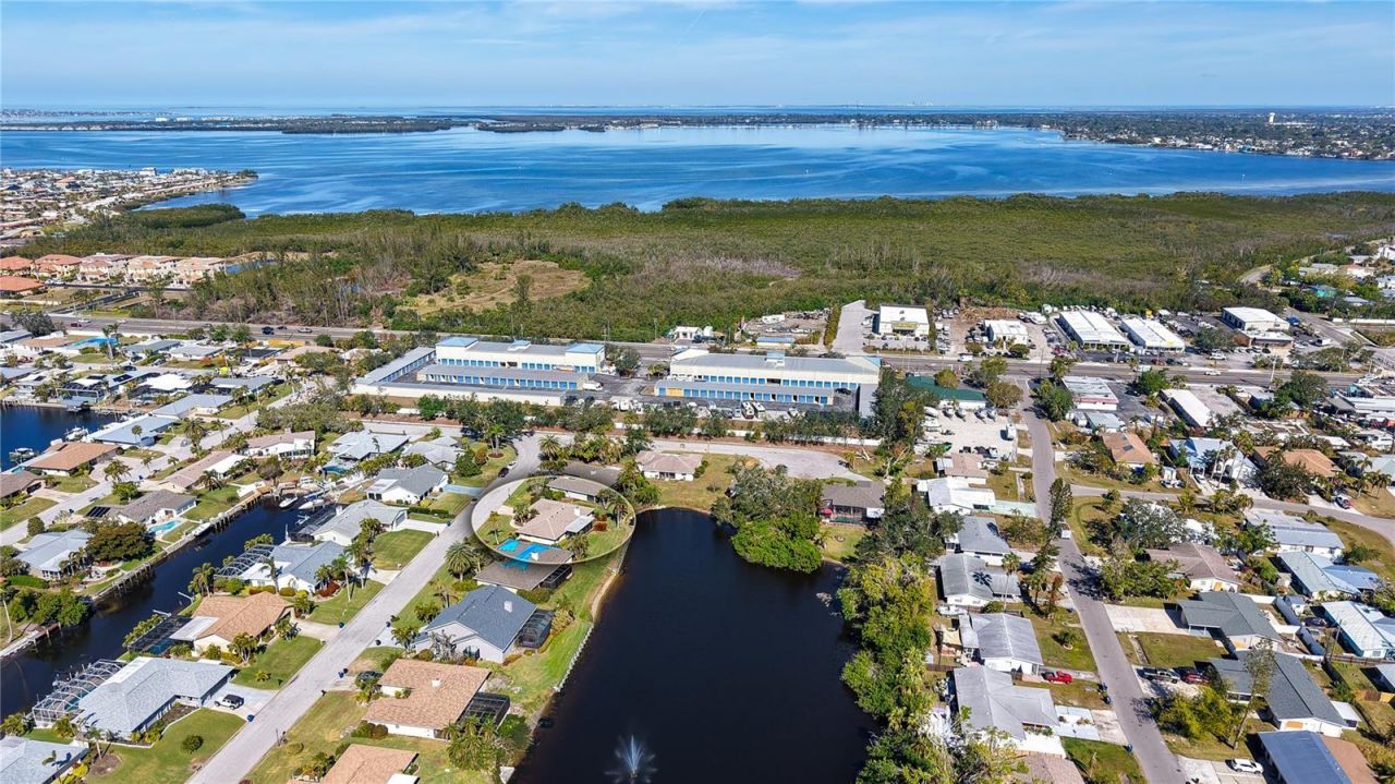 4503 Coral Lake Drive, Bradenton, FL 34210 Photo