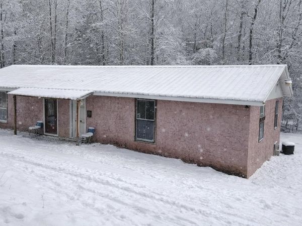 1031 County Road 110, Athens, TN 37303