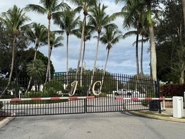 4755 Palmbrooke Circle, West Palm Beach, FL 33417 Photo