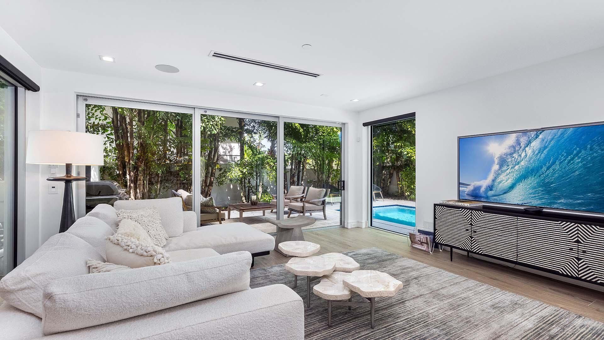 917 Bucida Road, Unit A, Delray Beach, FL 33483 Photo