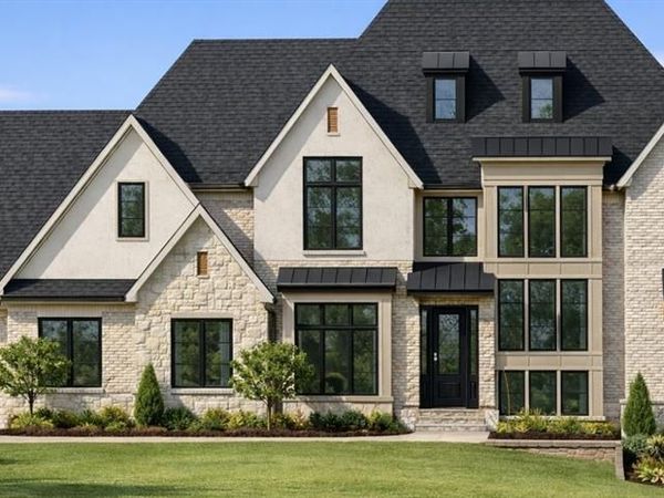 1536 S Mason Road, St Louis, MO 63131