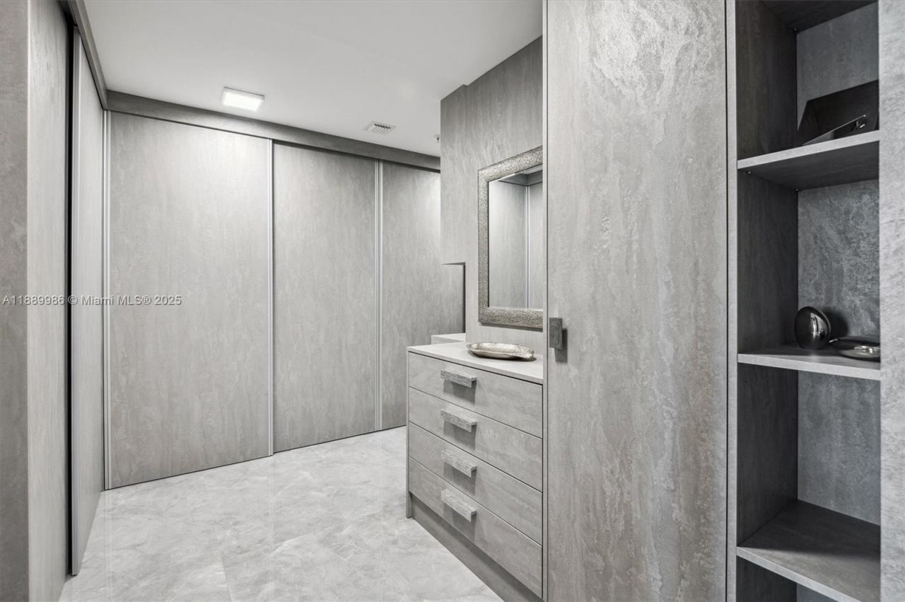 330 Sunny Isles Blvd, Unit 5-UPH04, Sunny Isles Beach, FL 33160 Photo