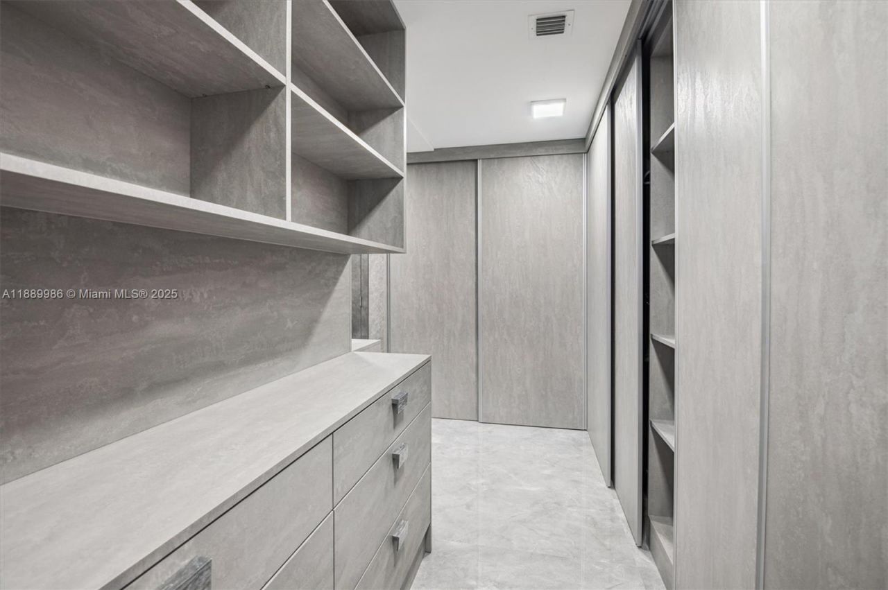 330 Sunny Isles Blvd, Unit 5-UPH04, Sunny Isles Beach, FL 33160 Photo