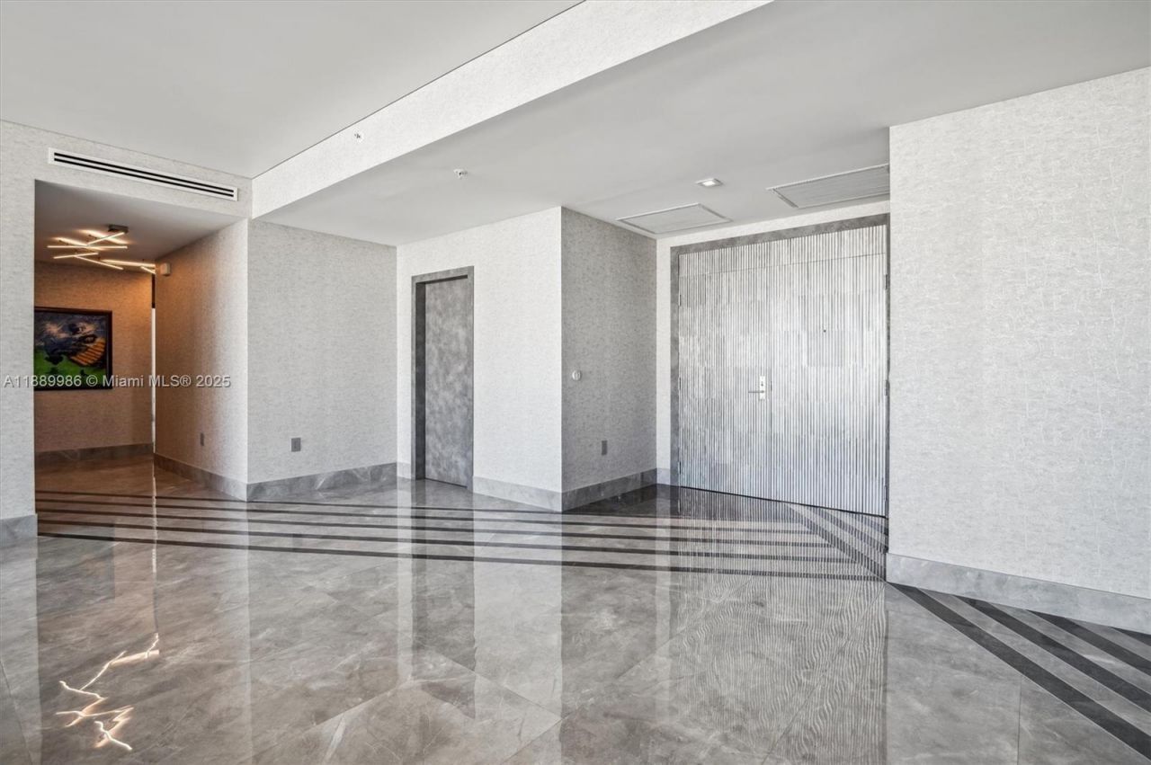 330 Sunny Isles Blvd, Unit 5-UPH04, Sunny Isles Beach, FL 33160 Photo