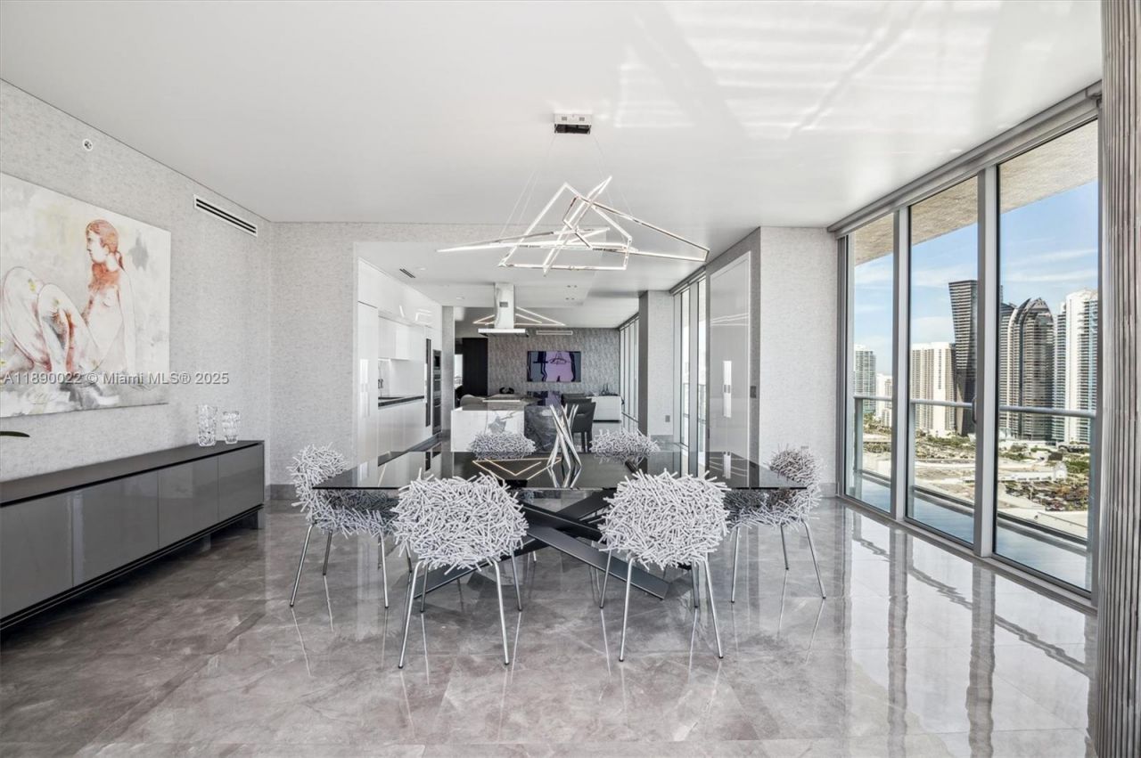 330 Sunny Isles Blvd, Unit 5-UPH04, Sunny Isles Beach, FL 33160 Photo