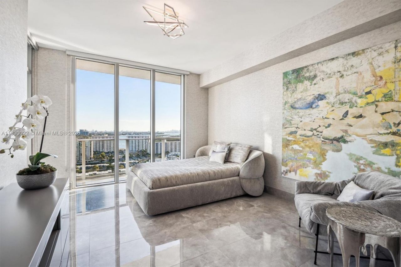 330 Sunny Isles Blvd, Unit 5-UPH04, Sunny Isles Beach, FL 33160 Photo