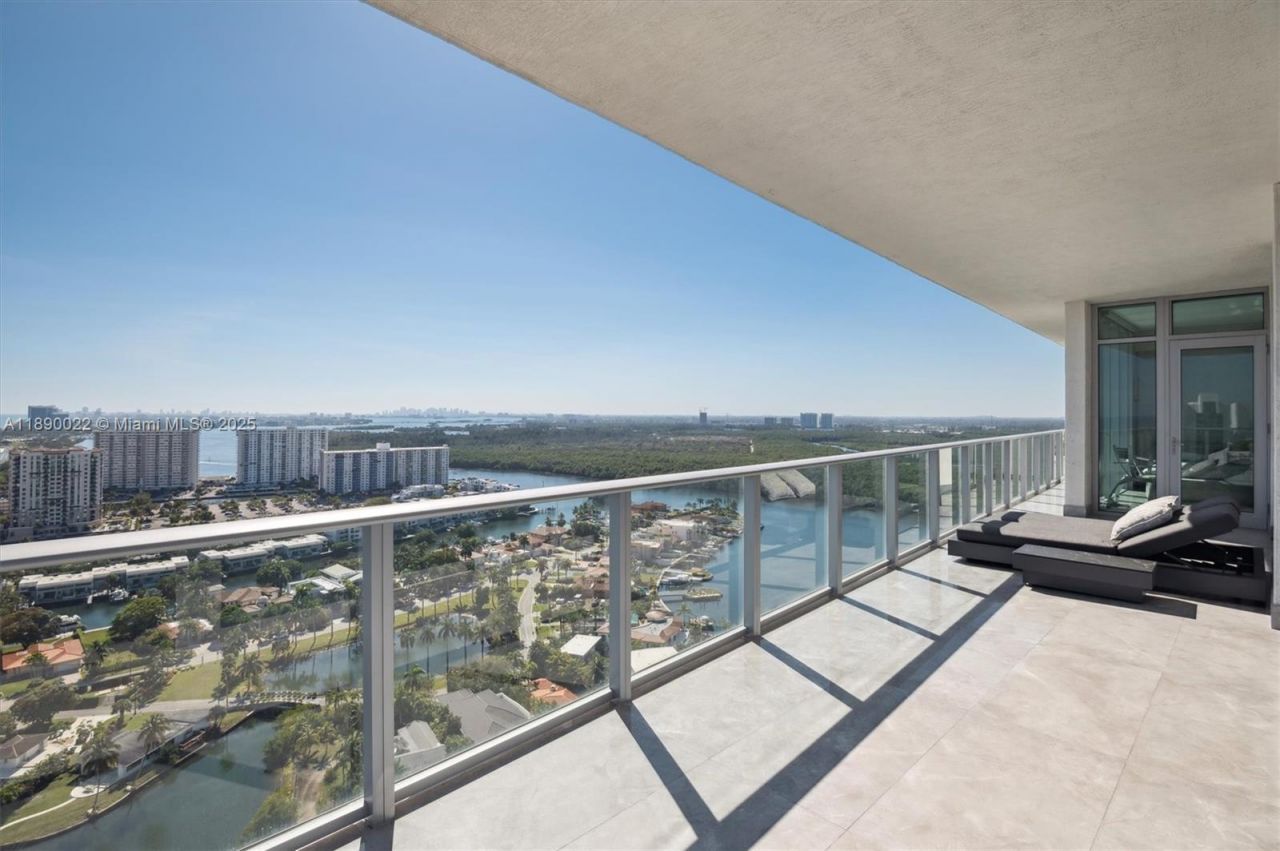 330 Sunny Isles Blvd, Unit 5-UPH04, Sunny Isles Beach, FL 33160 Photo