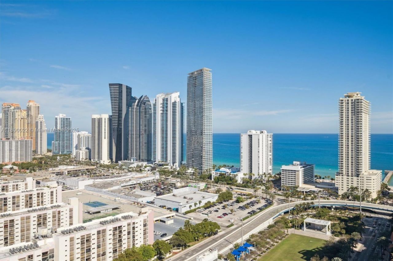 330 Sunny Isles Blvd, Unit 5-UPH04, Sunny Isles Beach, FL 33160 Photo