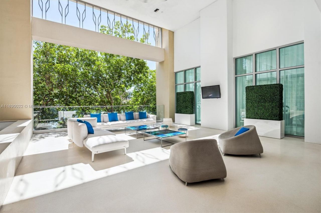 330 Sunny Isles Blvd, Unit 5-UPH04, Sunny Isles Beach, FL 33160 Photo