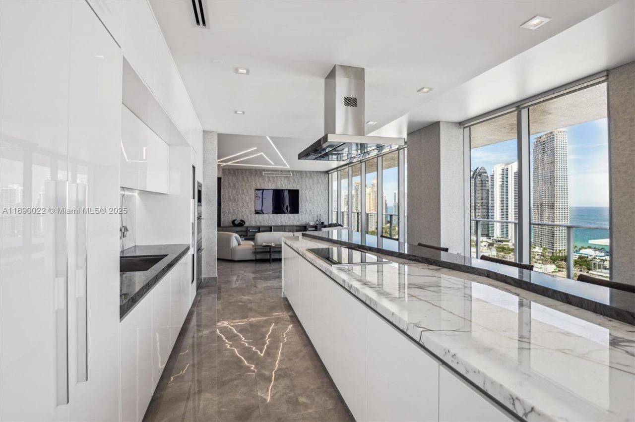 330 Sunny Isles Blvd, Unit 5-UPH04, Sunny Isles Beach, FL 33160 Photo