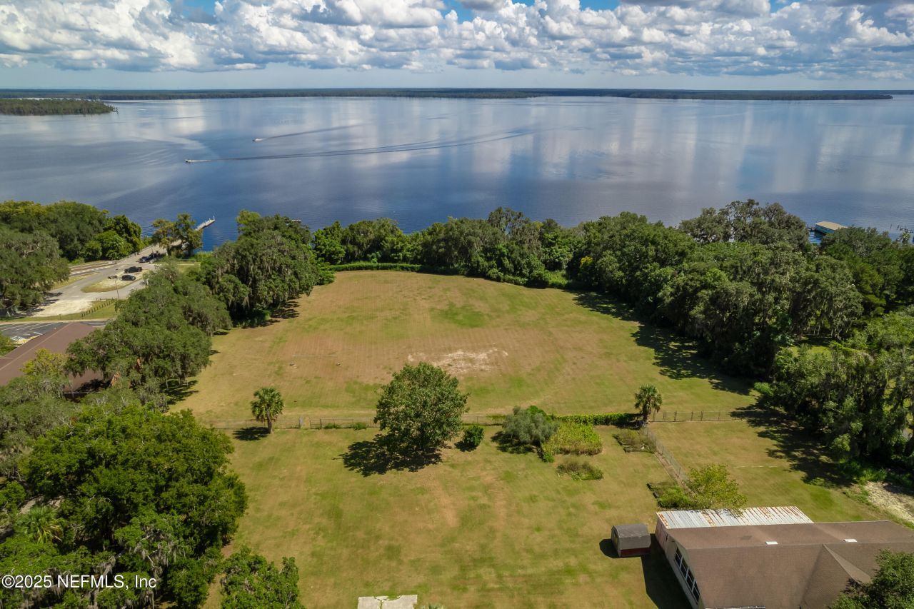 101 S Prospect Street, Crescent City, FL 32112 Photo