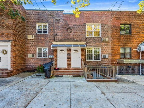 15016 26th Avenue, Flushing, NY 11354