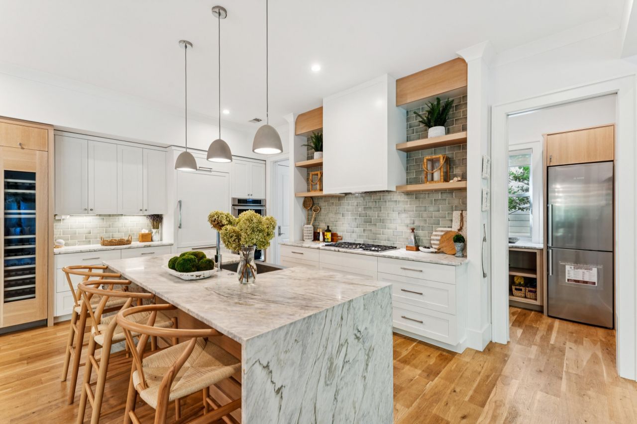 1142 Fulton Hall Lane Photo 4