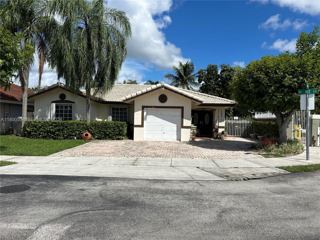 7891 SW 162nd Ct, Miami, FL 33193 Photo