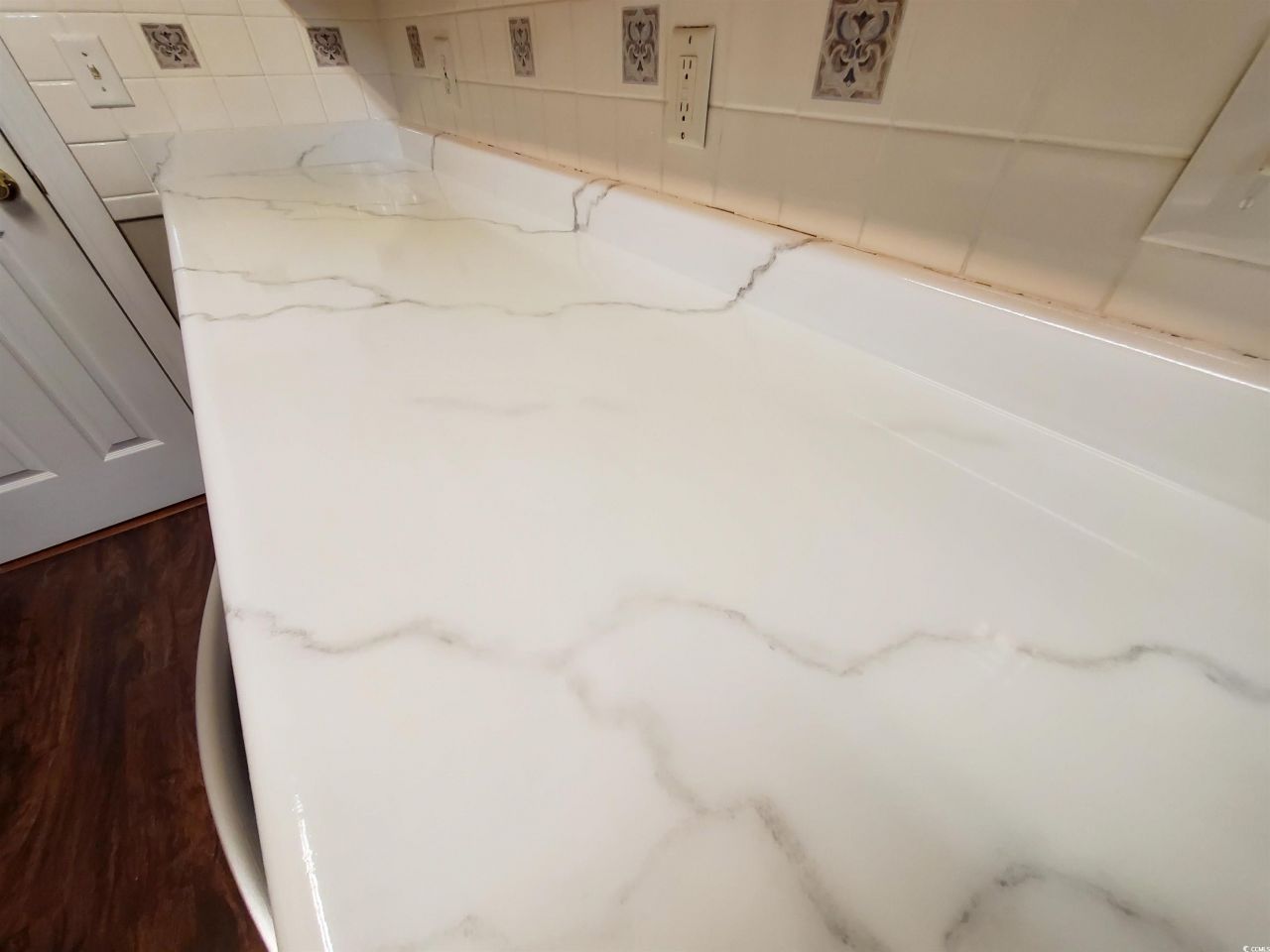 4391 Daphne Ln. Photo 9