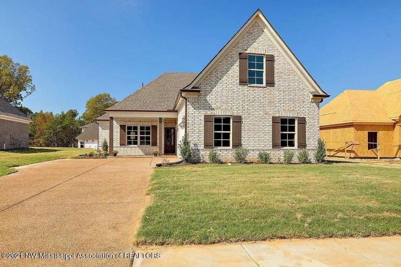 940 Coahoma Court, Nesbit, MS 38651 Main Photo