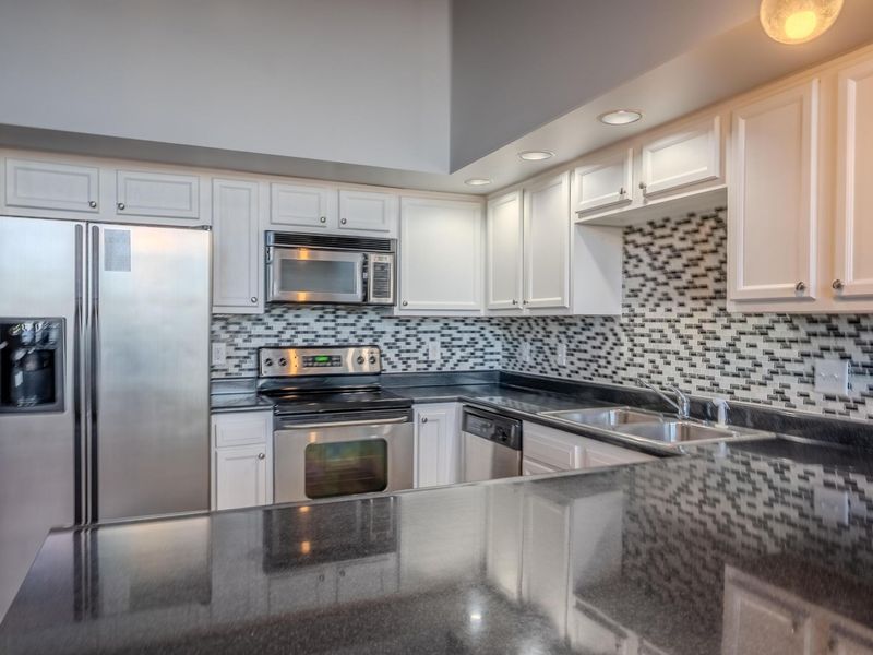110 N 3rd Street, Unit 606, Columbus, OH 43215 Photo 8