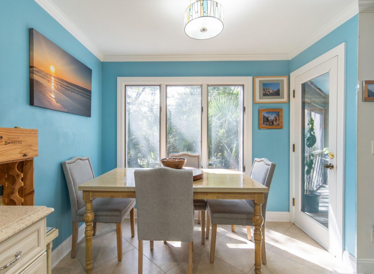 4679 Tennis Club Lane Photo 12