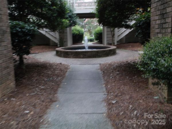 5007 Sharon Road, Unit O, Charlotte, NC 28210