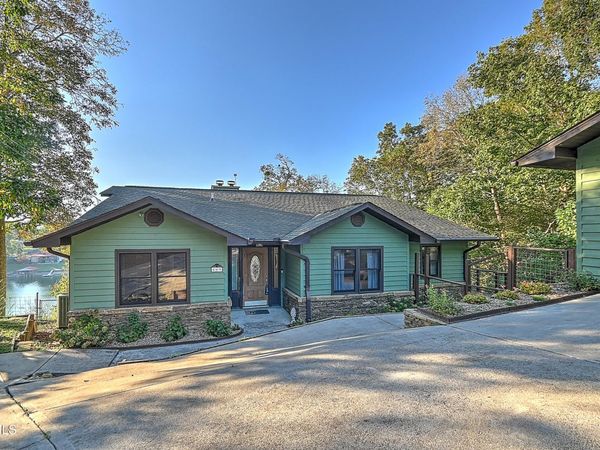 669 Summer Sound Road, Piney Flats, TN 37686