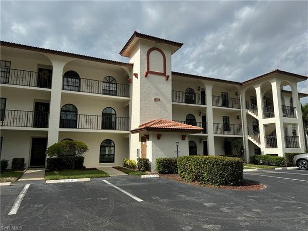 605 Augusta BLVD, Unit 14, NAPLES, FL 34113