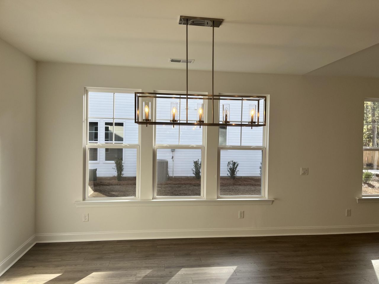 221 Creek Pointe Drive Photo 14